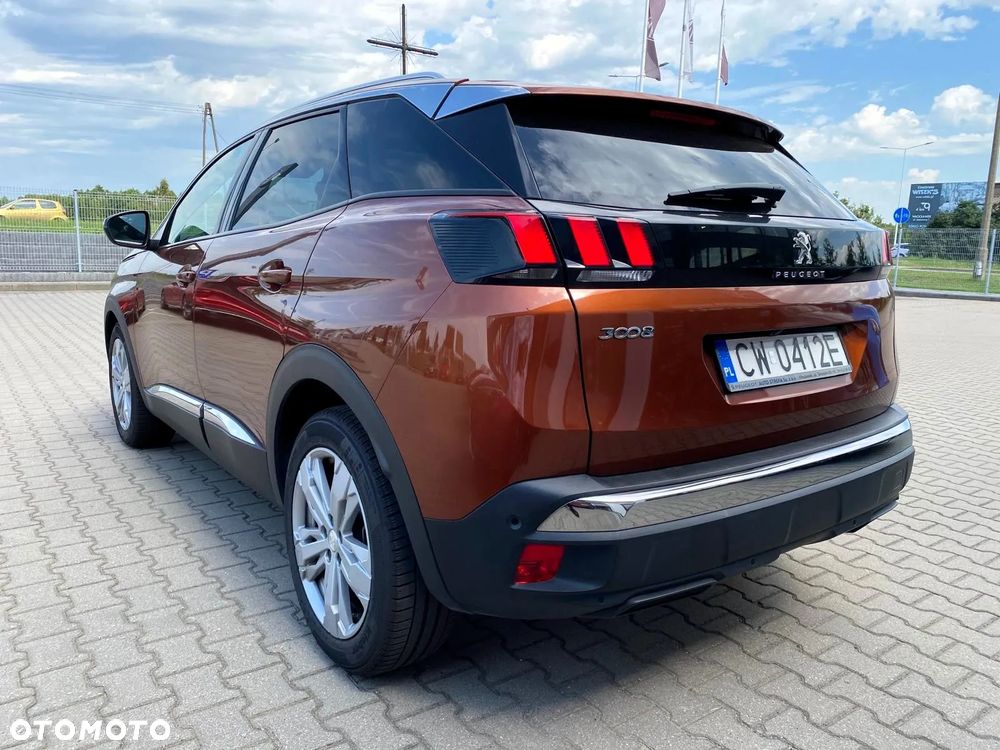 Peugeot 3008 1.2 PureTech Allure Pack S&S EAT8 - 8