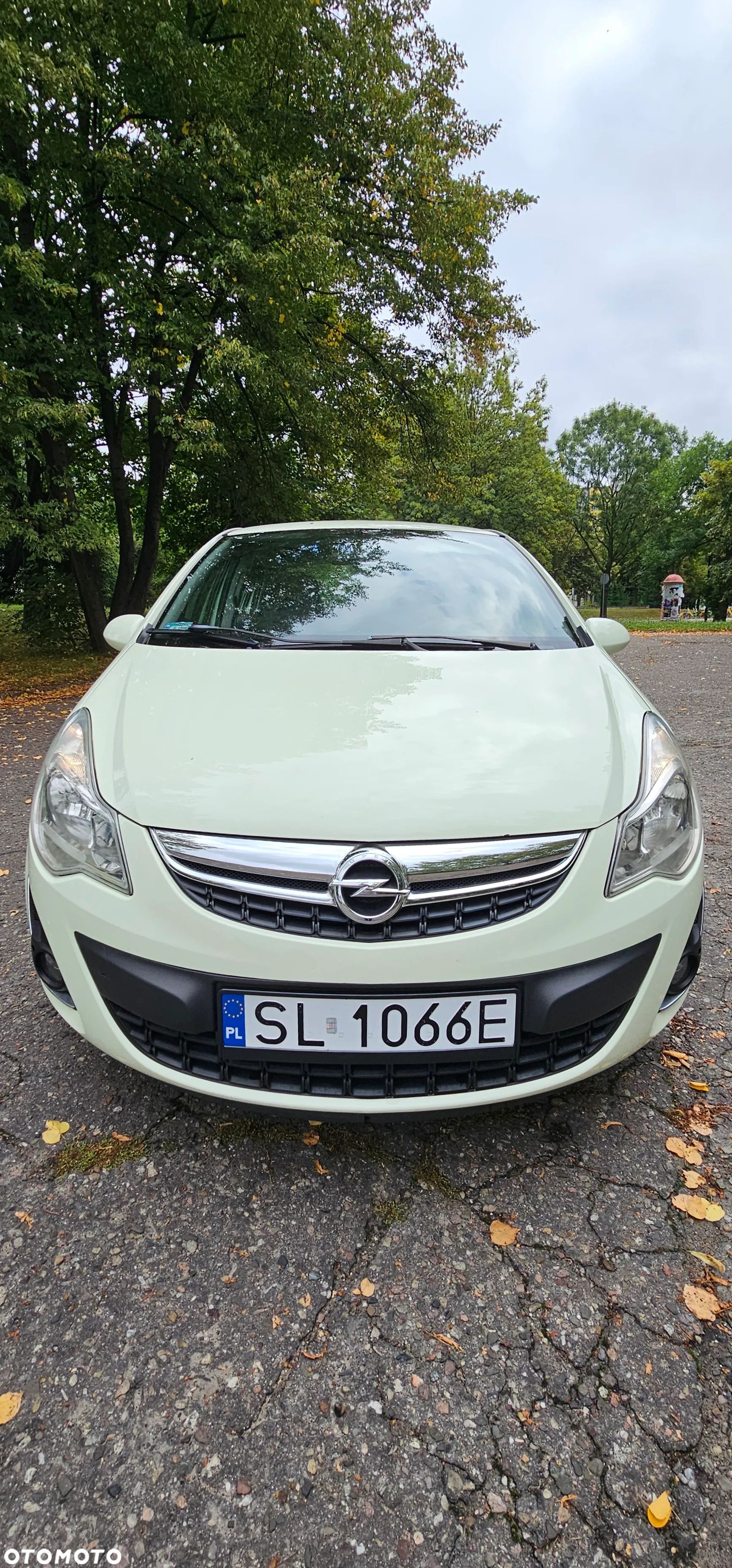 Opel Corsa 1.2 16V 111 - 1