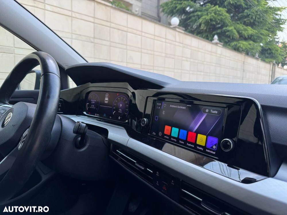 VOLKSWAGEN Golf 2022 — imagine 12