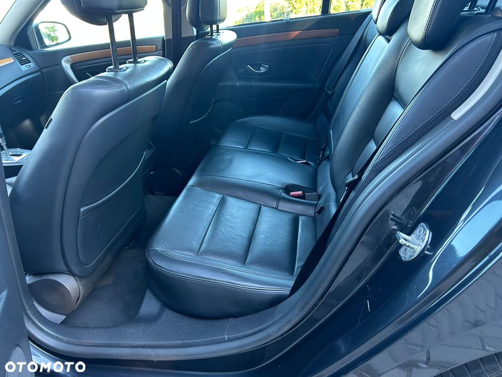 Renault Laguna 2.0 DCi Initiale - 27