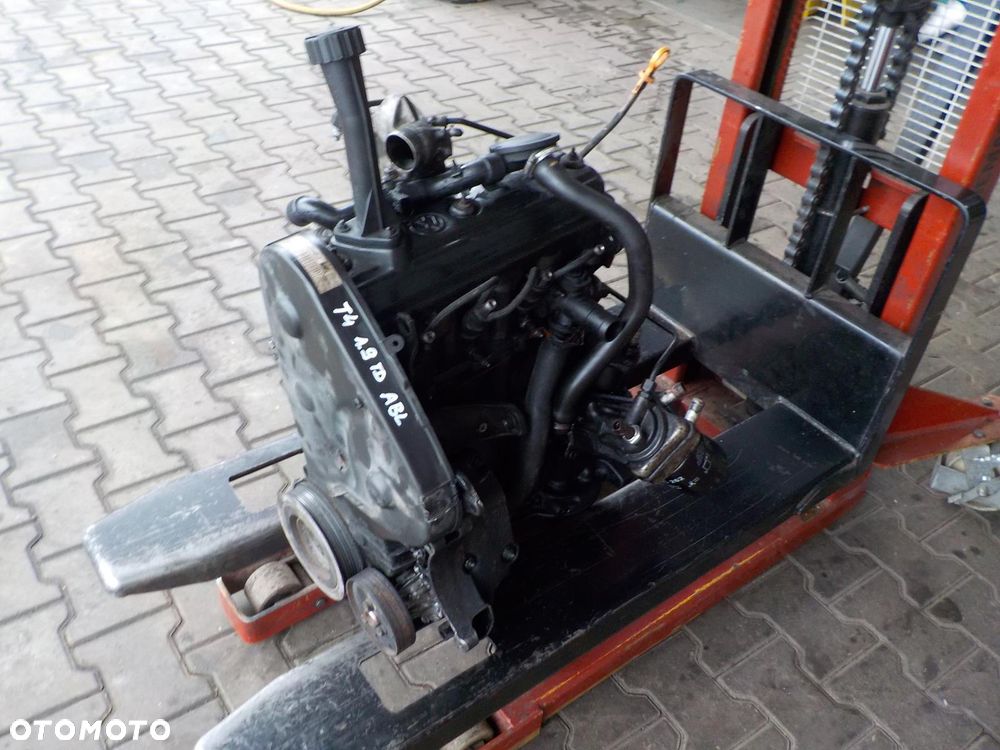 VW T4 1.9 TD SILNIK ABL PEWNY - 1