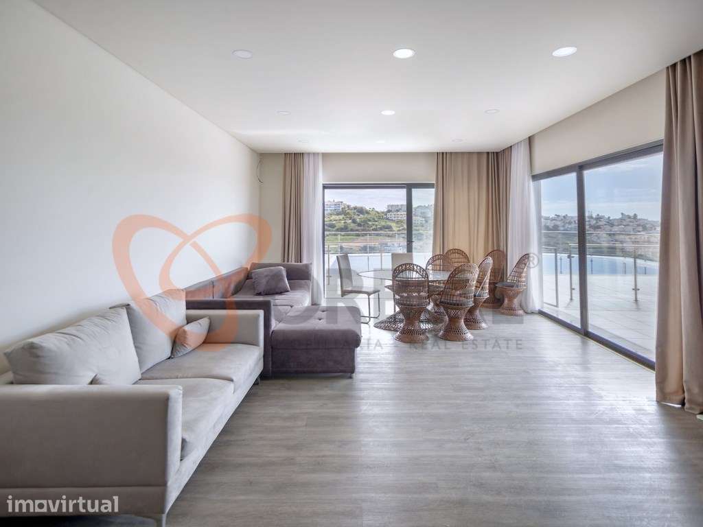 Apartamento T2 de Luxo com Vista para a Marina de Albufeira - Grande imagem: 3/21