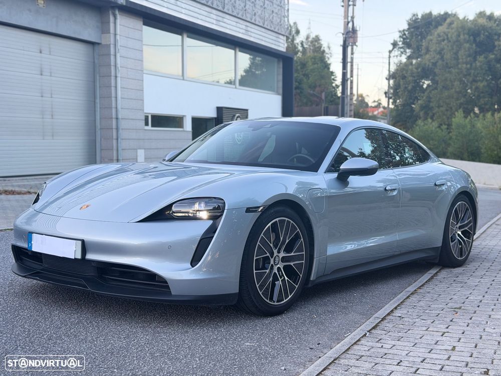 Porsche Taycan Standard - 27