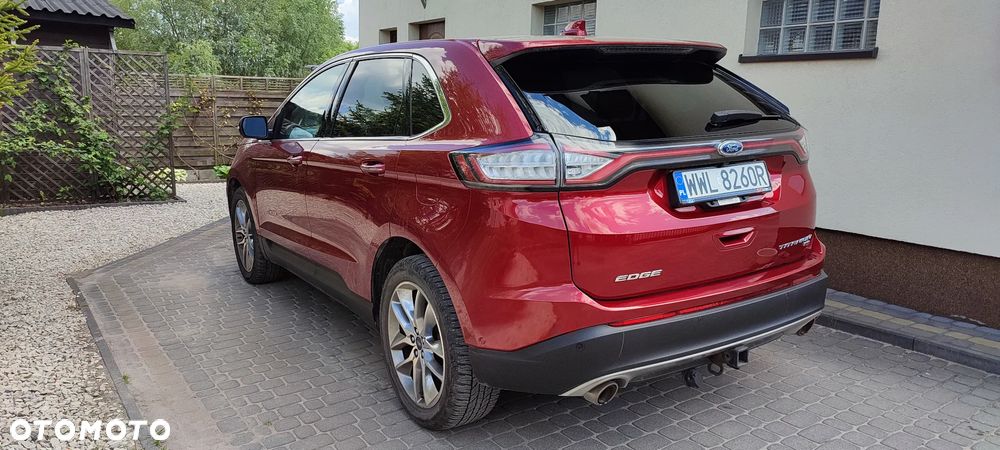 Ford Edge - 8