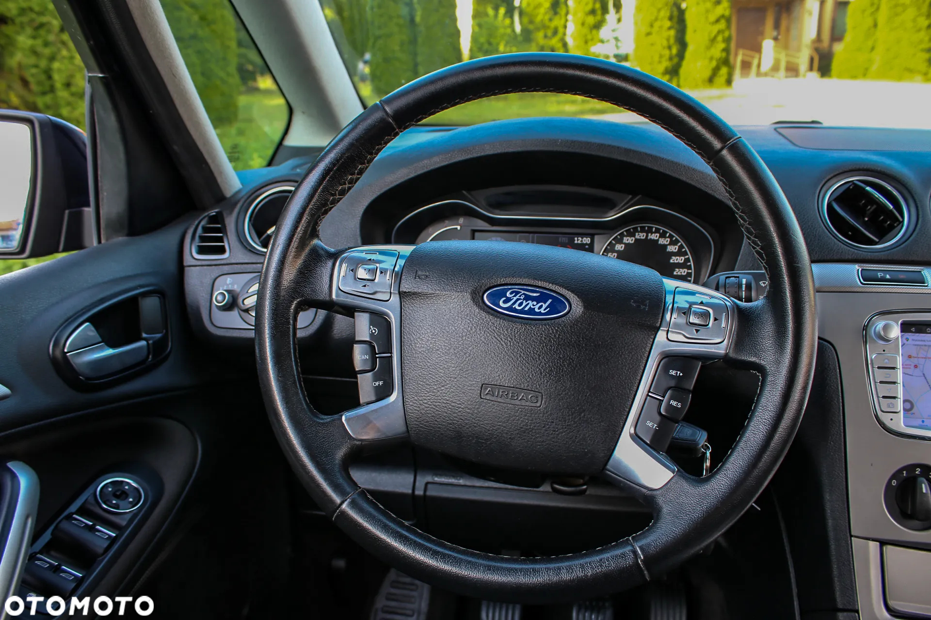 Ford Galaxy 2.0 Concept - 34