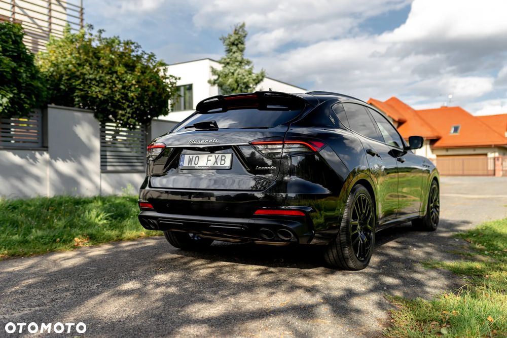 Maserati Levante - 5