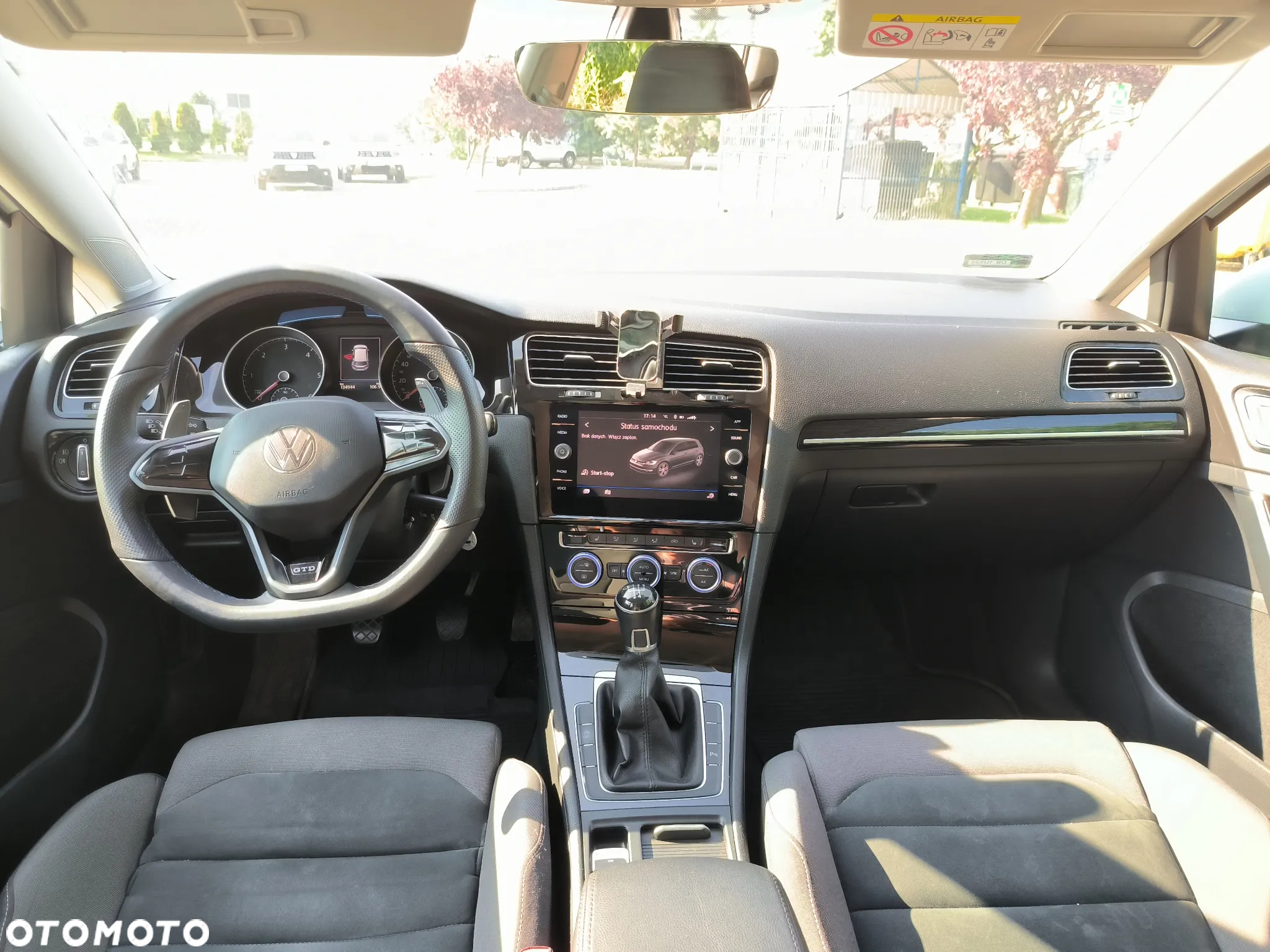 Volkswagen Golf VII 1.6 TDI BMT Highline - 9