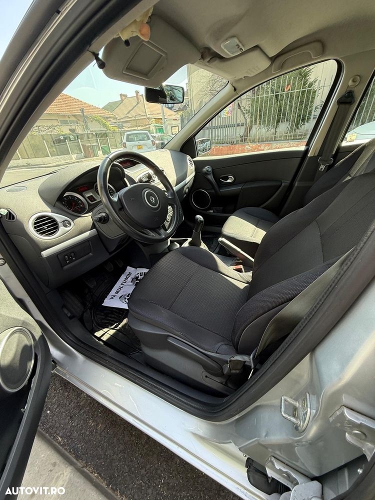 Renault Clio 1.4 Dynamique - 4