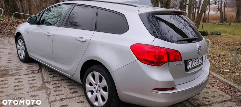Opel Astra 1.4 T Cosmo - 2