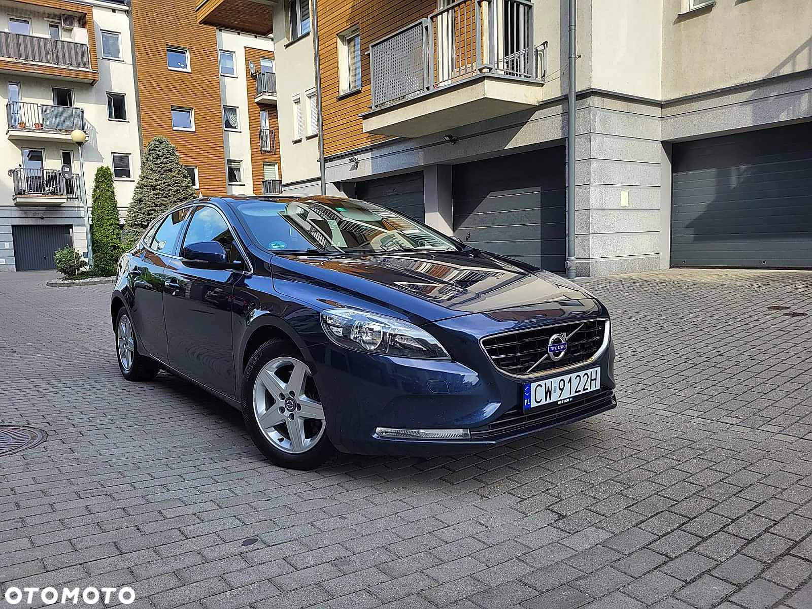 Volvo V40 T3 Momentum - 19