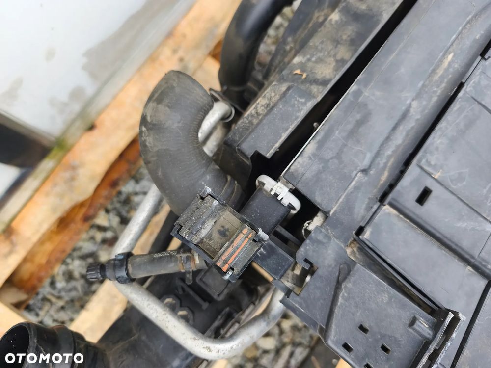 PAS CHŁODNICE WENTYLATOR RENAULT CLIO IV CAPTUR - 4