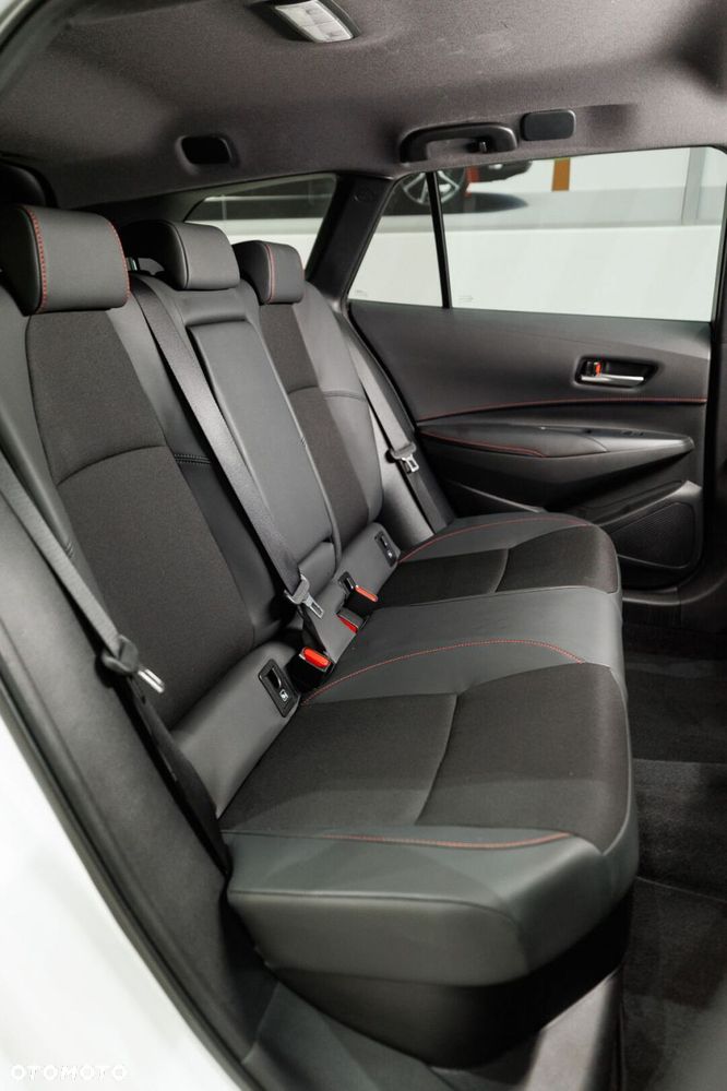 Toyota Corolla 1.8 Hybrid GR Sport Dynamic - 21