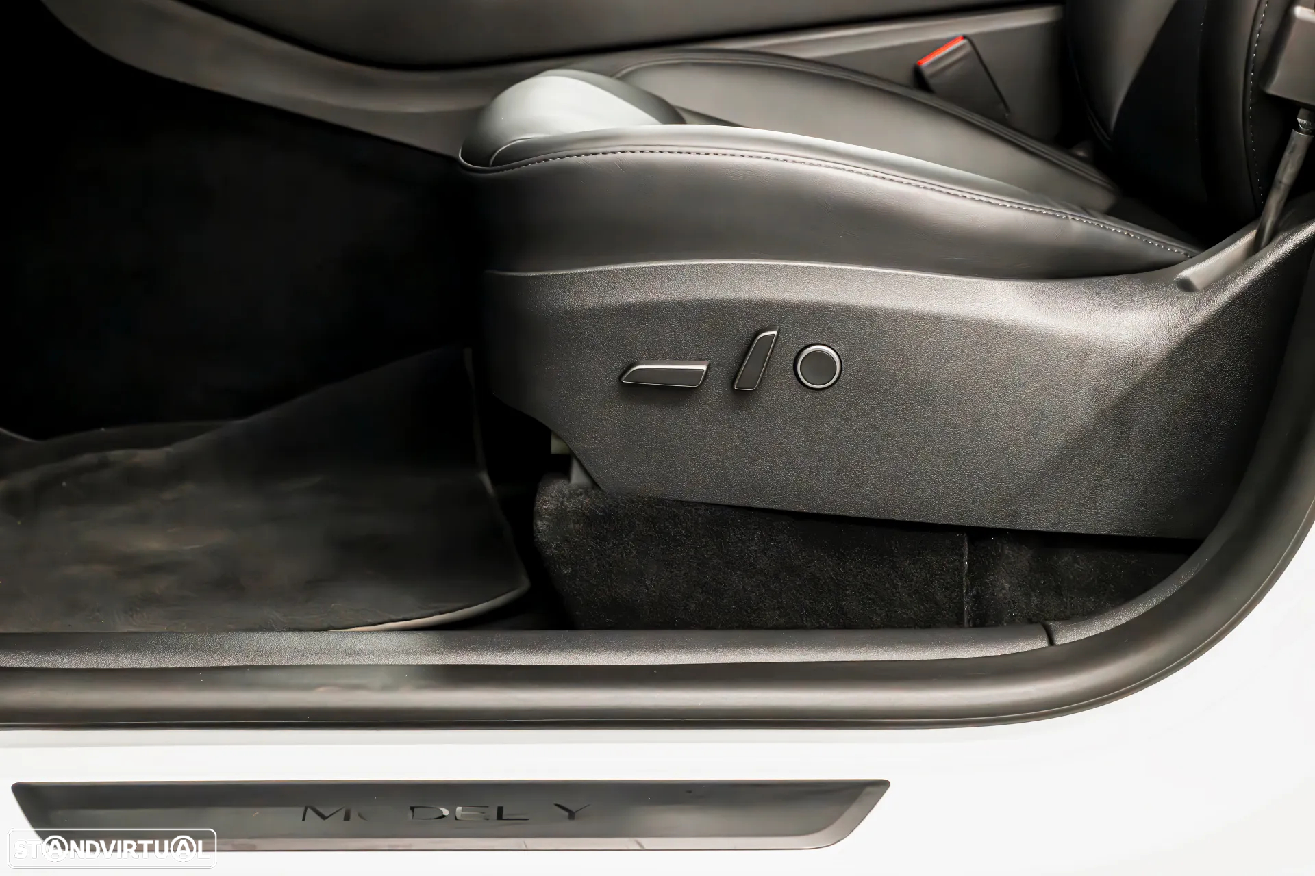 Tesla Model Y Performance Tração Integral - 10