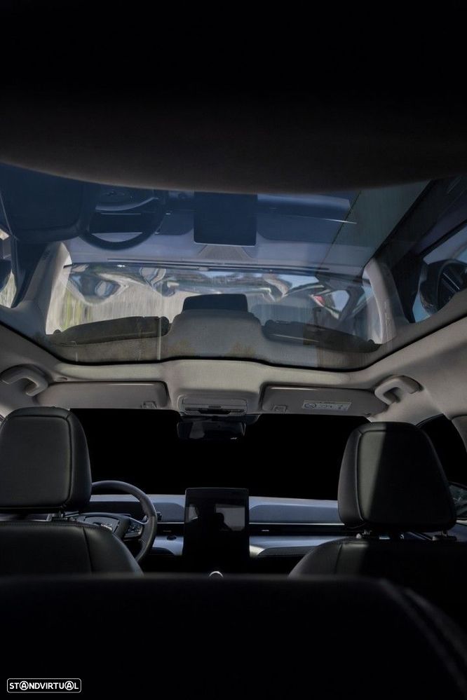 Ford Mustang Mach-E - 15