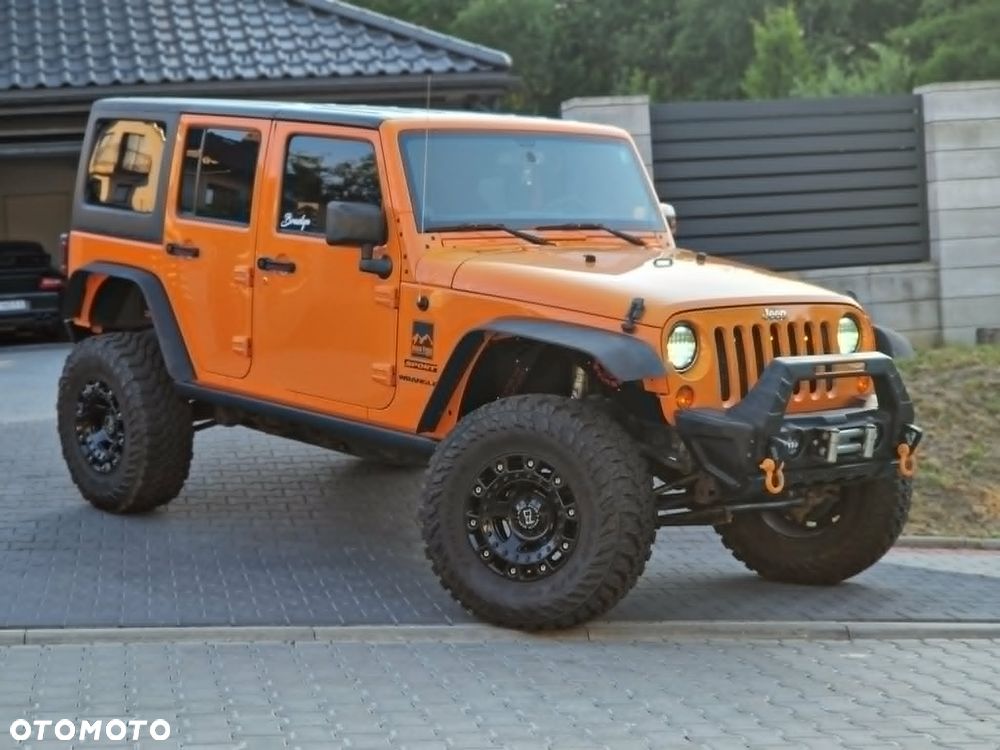 Jeep Wrangler - 1