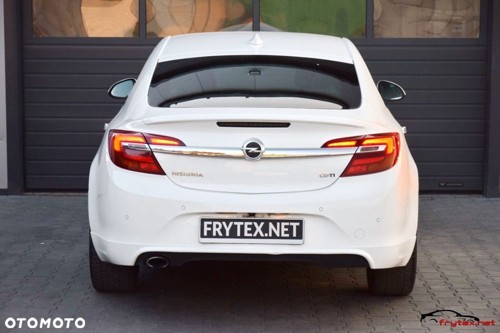 Opel Insignia - 13