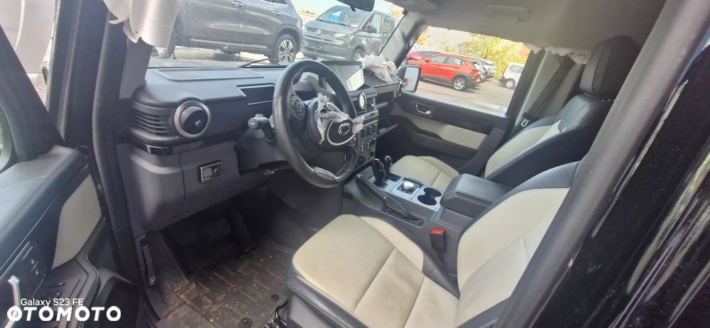 Ineos Grenadier - 10