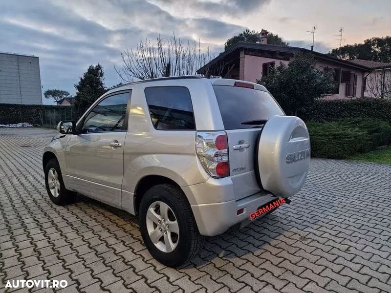 Suzuki Grand Vitara 2.4 Automatik Comfort+ - 2