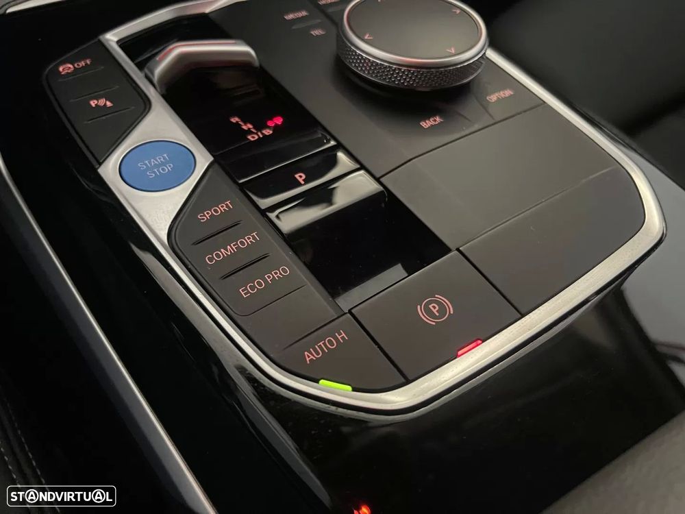 BMW i4 eDrive40 - 39