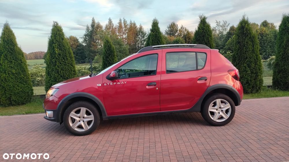 Dacia Duster dCi 90 FAP 4x2 Ambiance - 13