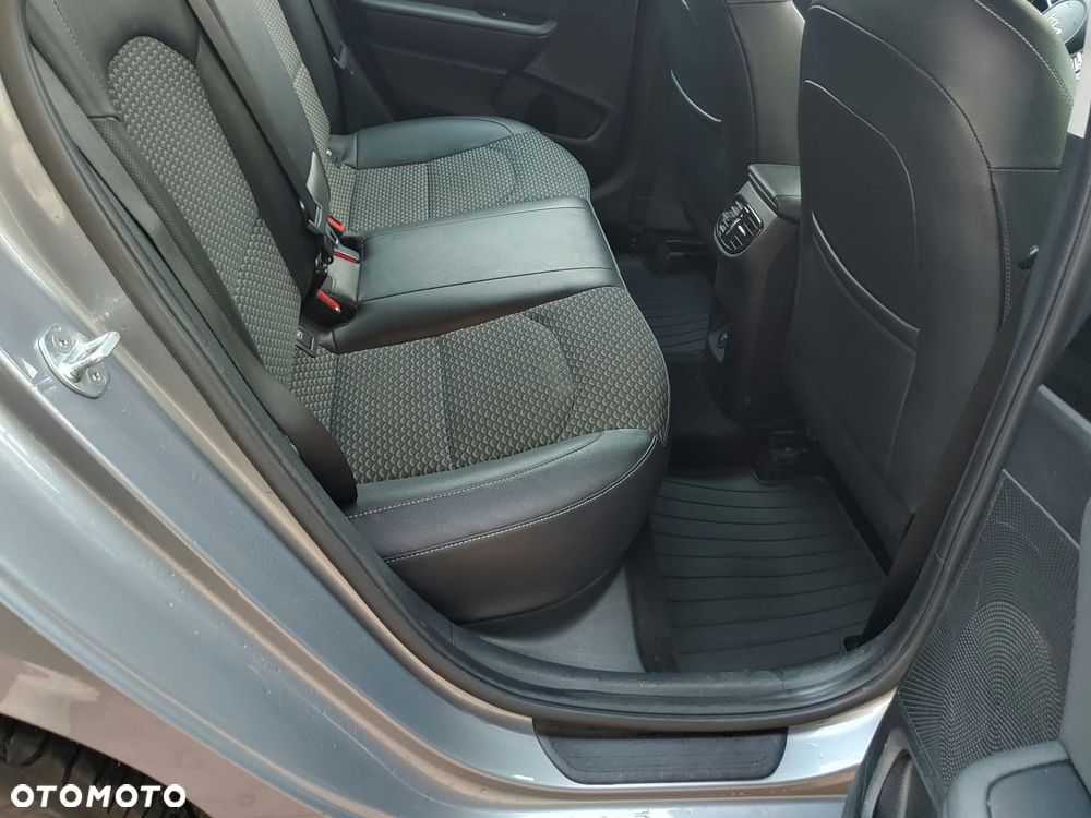 Kia Ceed - 14