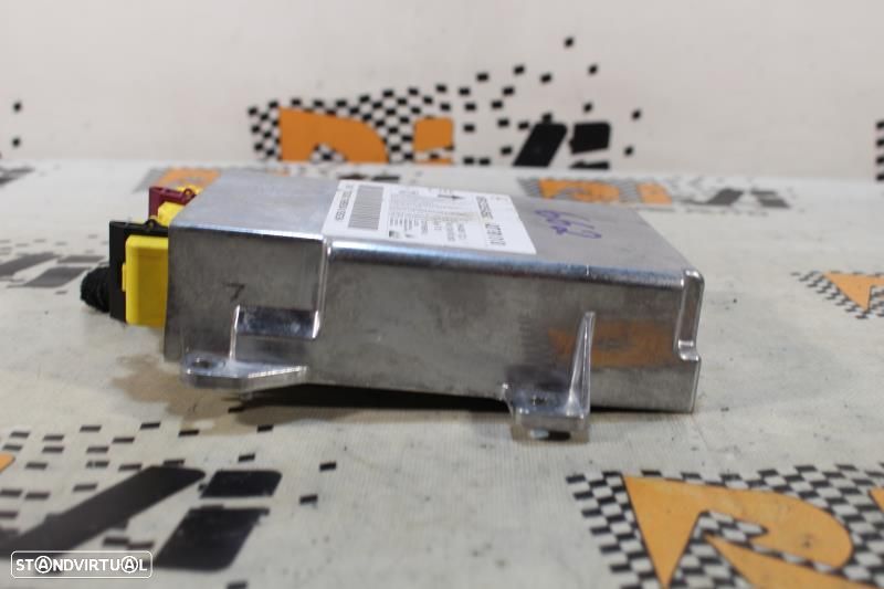 Centralina De Airbags Mercedes-Benz E-Class Coupé (C207)  A2079010100 - 3