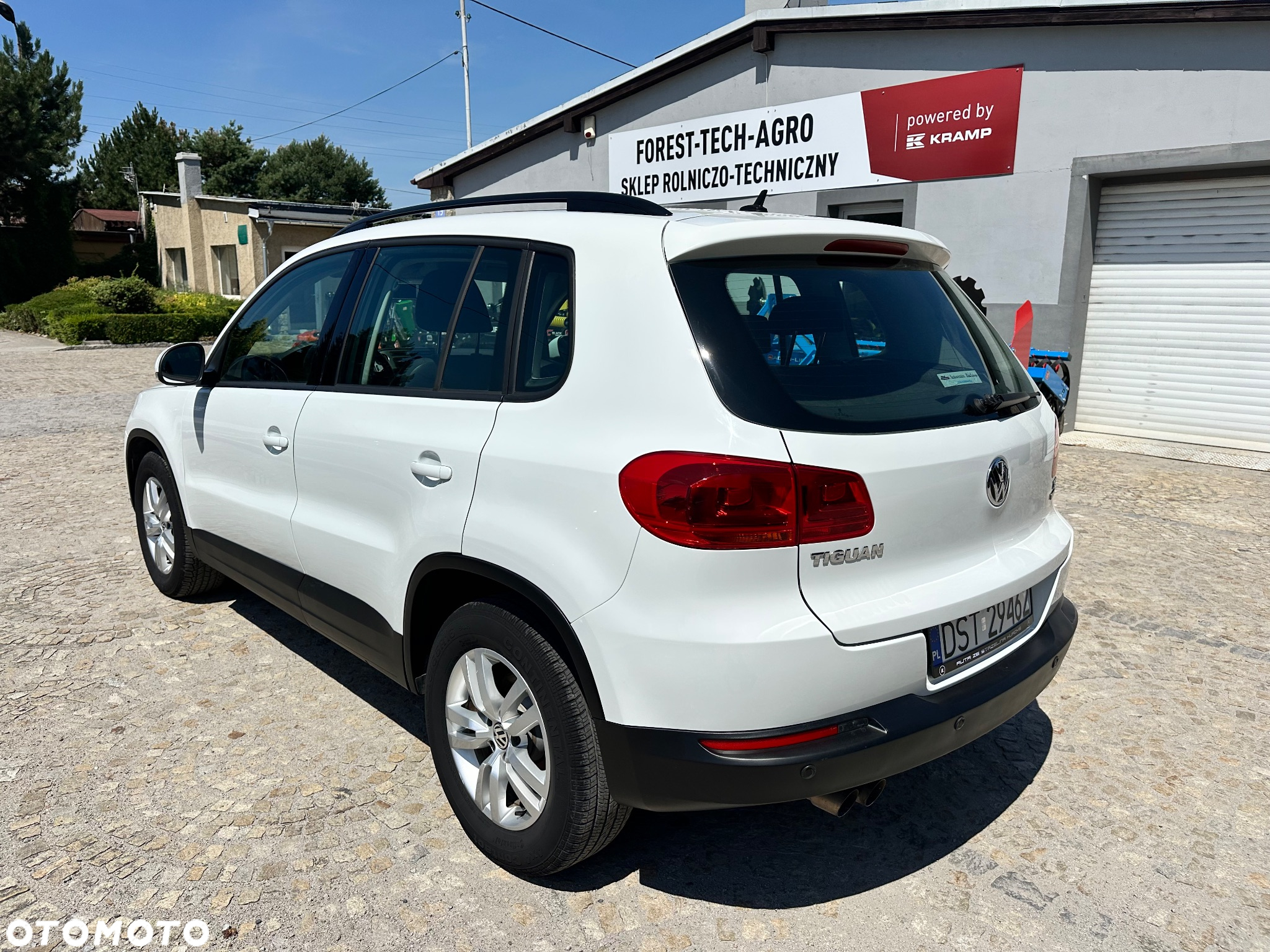 Volkswagen Tiguan 1.4 TSI BlueMotion Technology Trend & Fun - 12