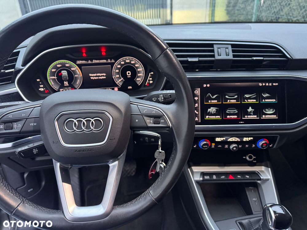 Audi Q3 Sportback 45 TFSIe S tronic S line - 5