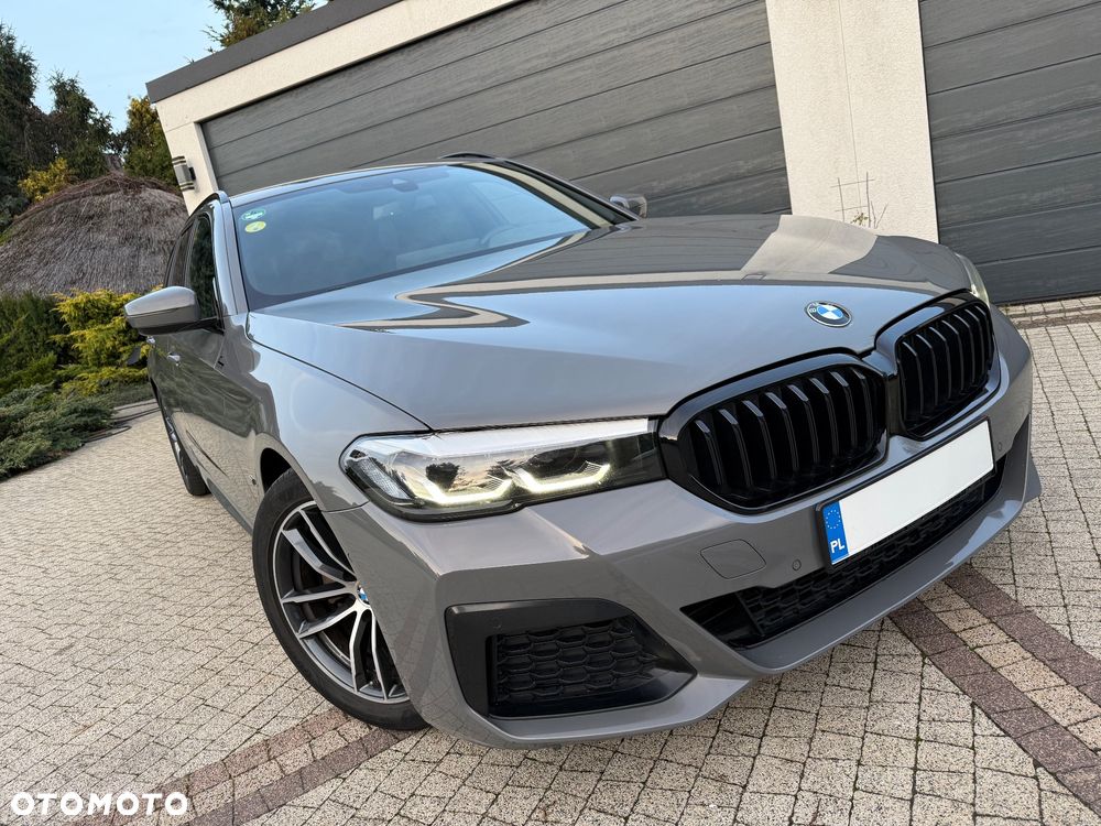 BMW Seria 5 520d M Sport - 12