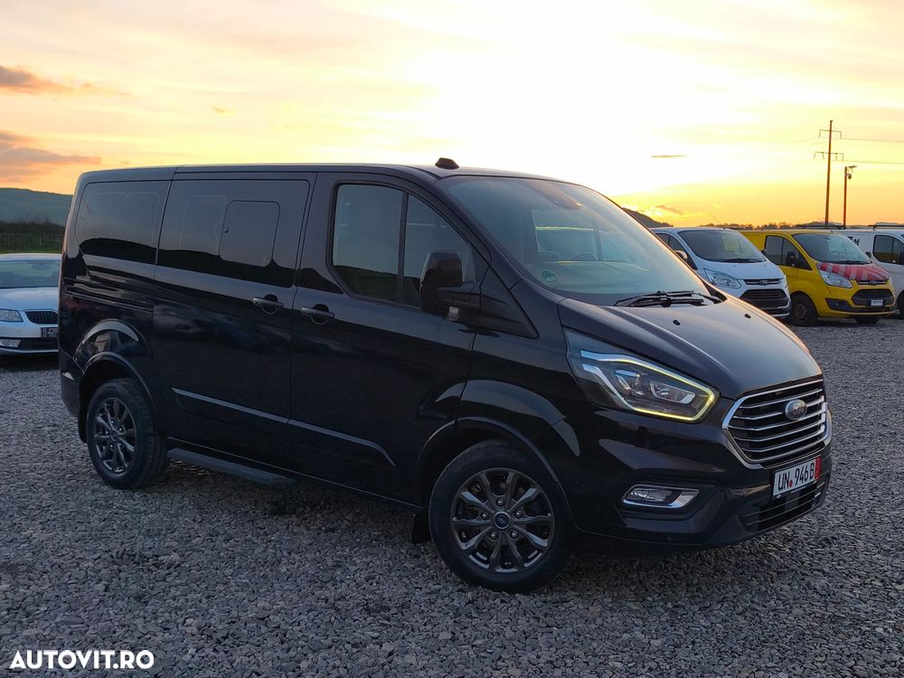 Ford Tourneo Custom - 16