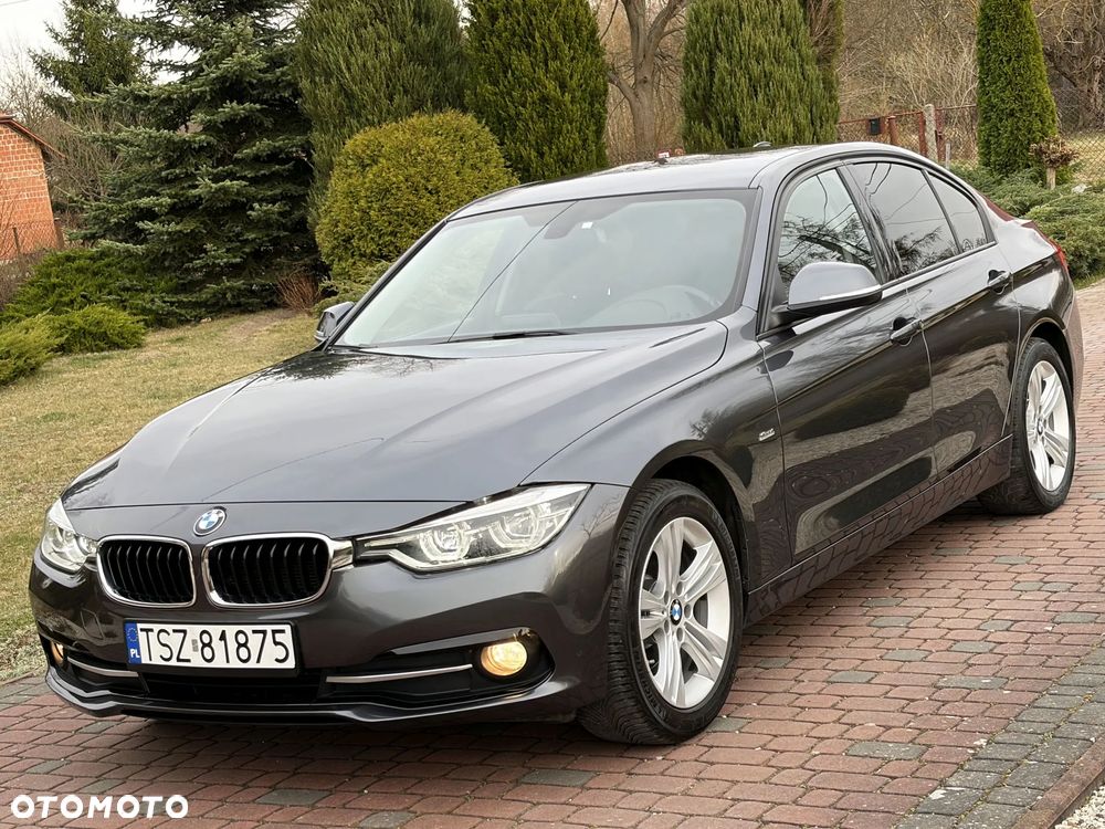BMW Seria 3 318d Sport Line - 19