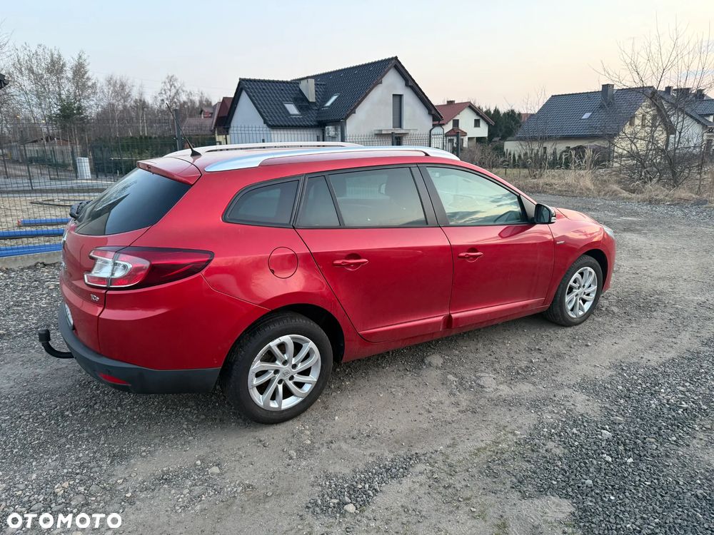 Renault Megane ENERGY TCe 115 Start & Stop Bose Edition - 8