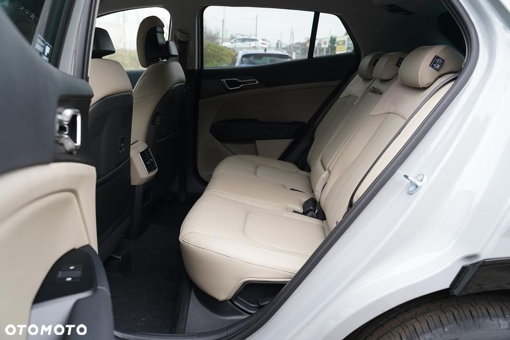 Kia Sportage 1.6 T-GDI Business Line 2WD DCT - 11