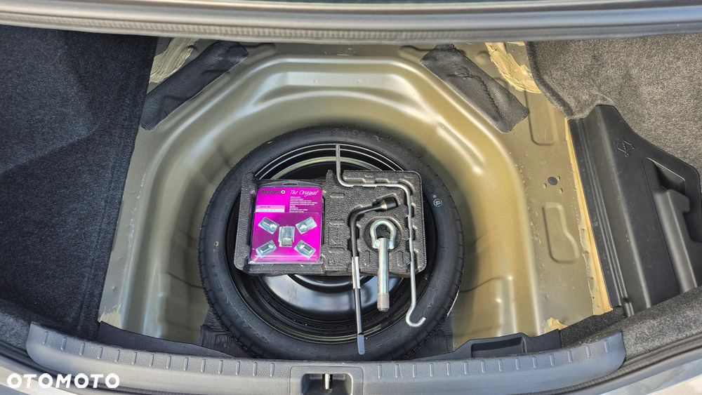 Toyota Corolla 1.6 Comfort - 15