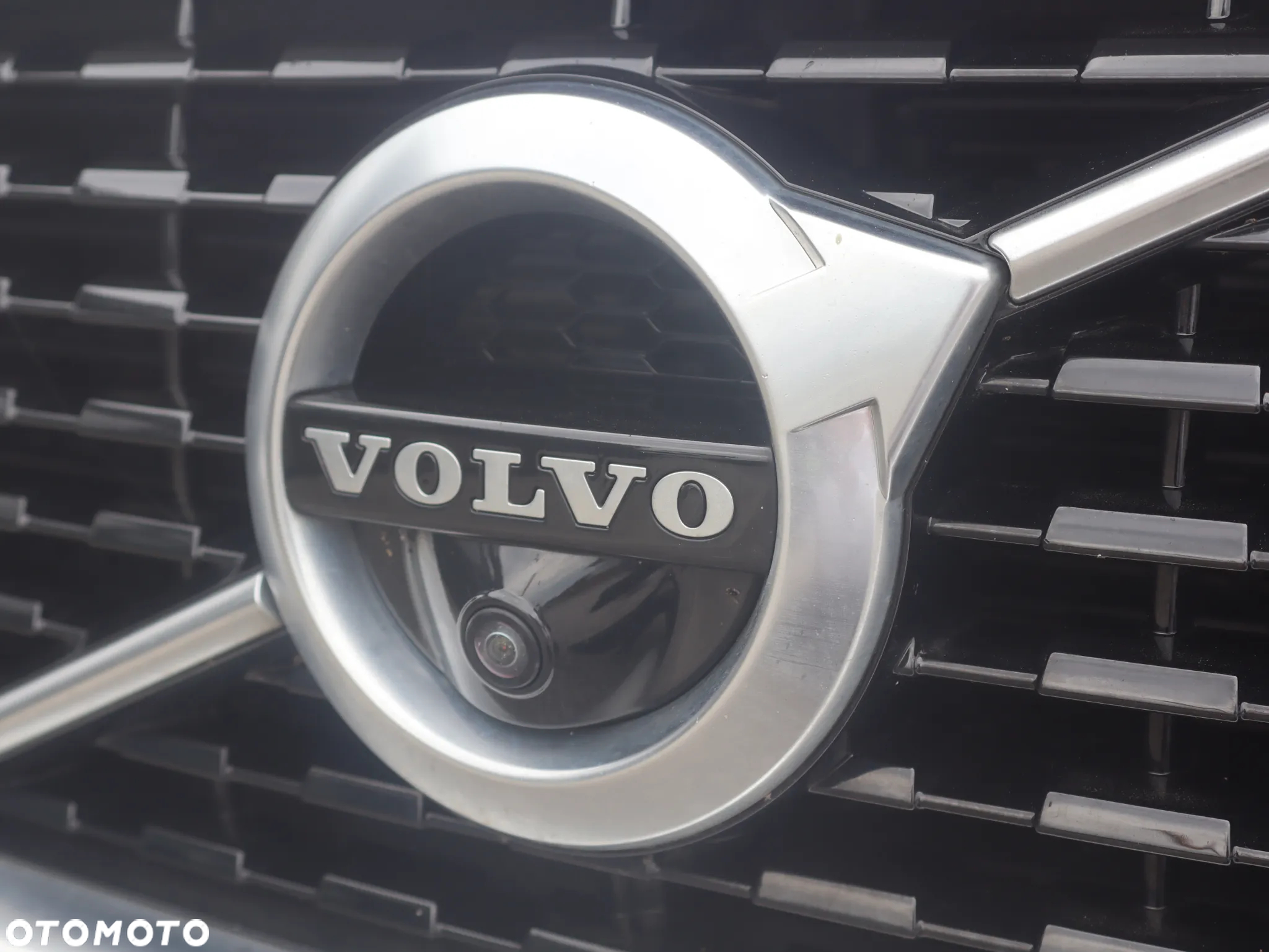 Volvo XC 60 B5 D AWD R-Design - 24