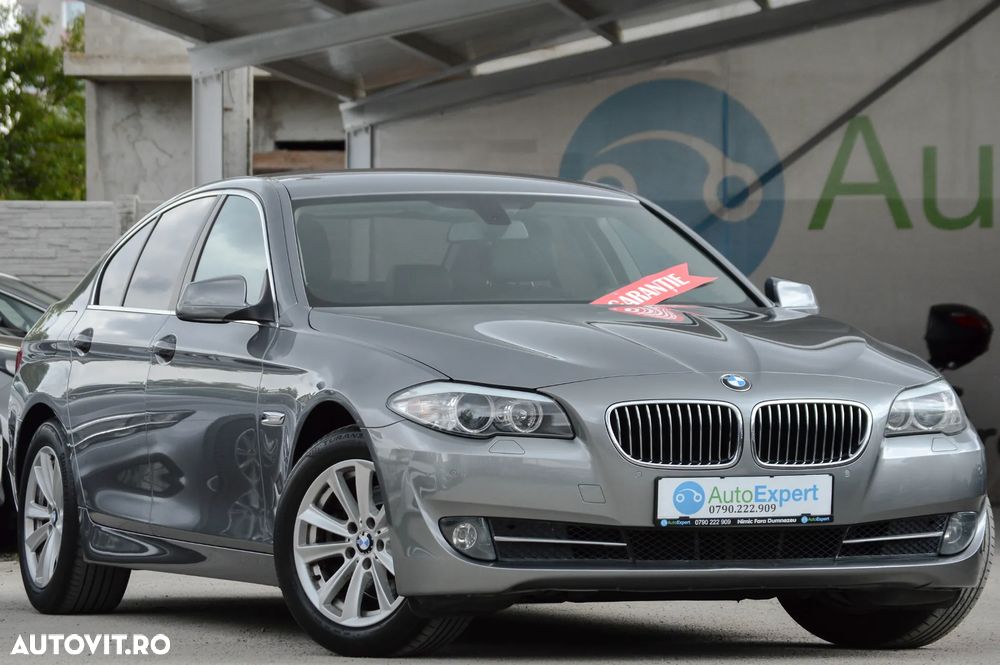 BMW Seria 5 520d Sport-Aut. - 13