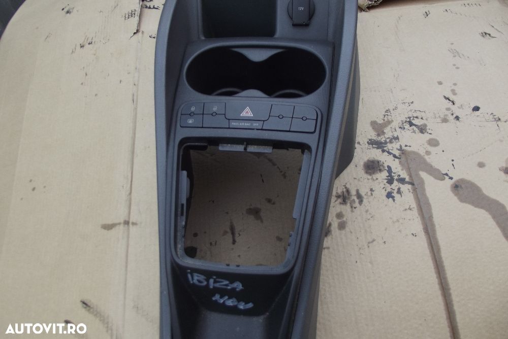 Consola Centrala Seat Ibiza 6J 2008-2015 suport pahare consola Ibiza - 3