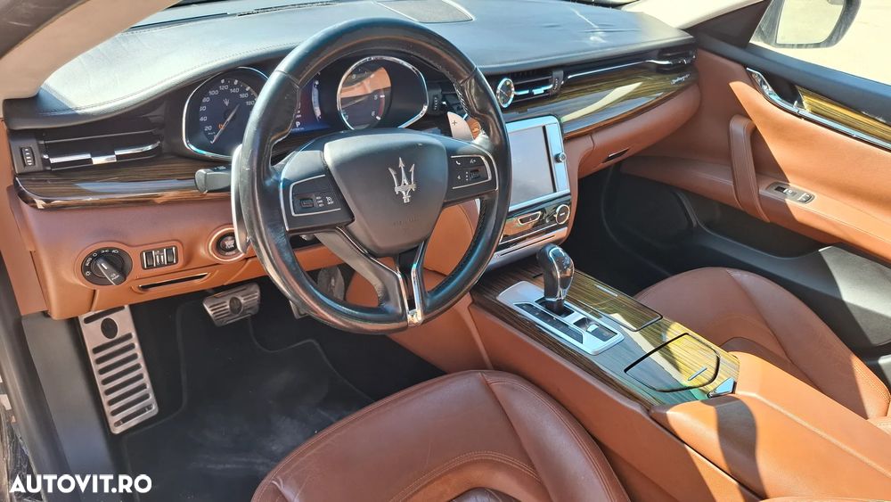 Maserati Quattroporte - 9