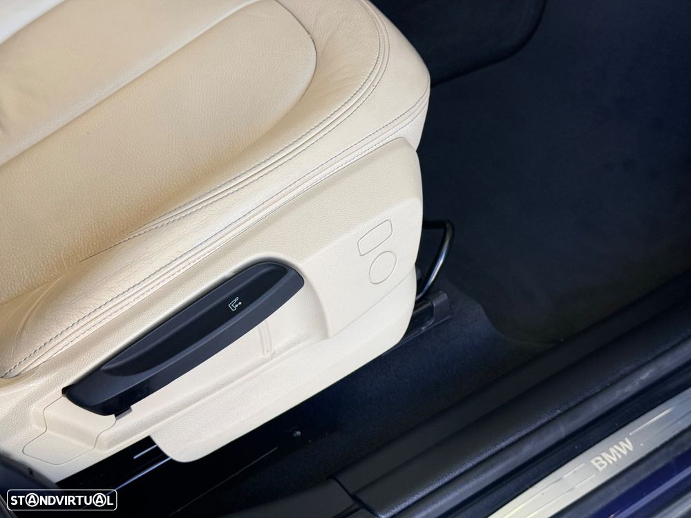 BMW X1 16 d sDrive Line xLine - 24