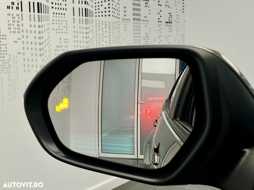 Toyota Yaris 1.5 VVT-i HSD Dynamic - 30