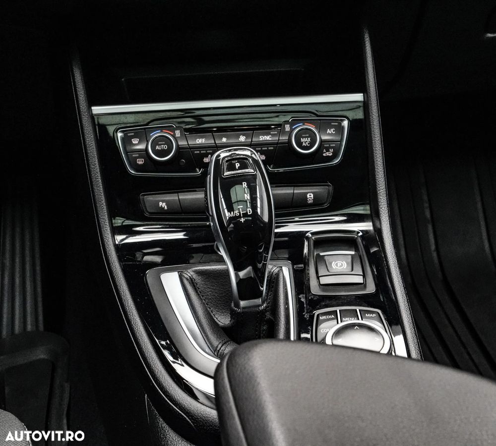 BMW Seria 2 220d AT Advantage - 20