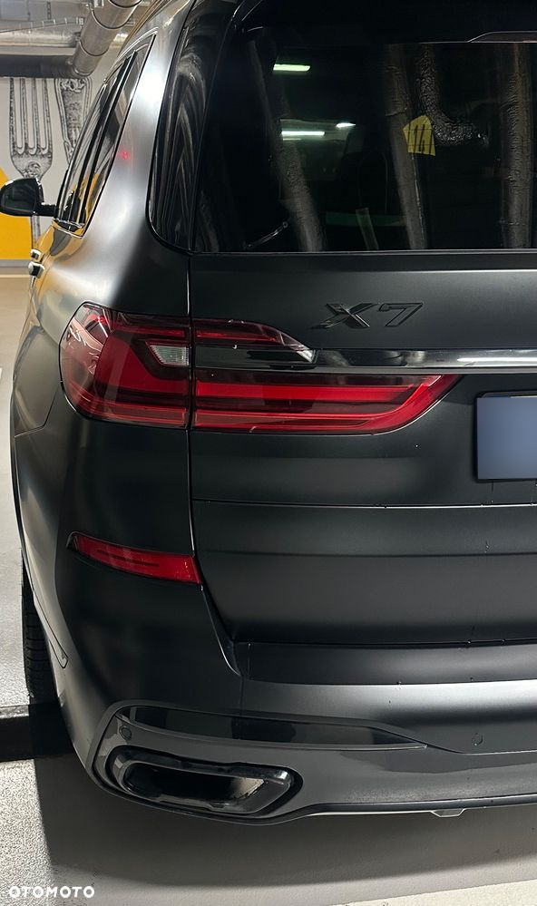 BMW X7 xDrive40i - 4