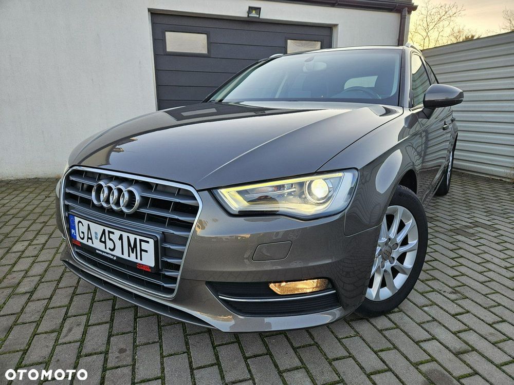 Audi A3 Sportback - 1