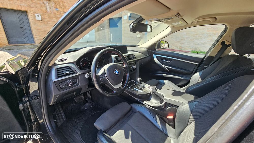 BMW 320 i Aut. Sport Line - 13