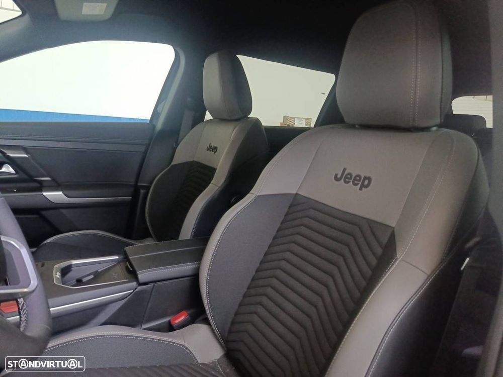 Jeep Compass 1.2 e-Hybrid Summit DCT6 - 9
