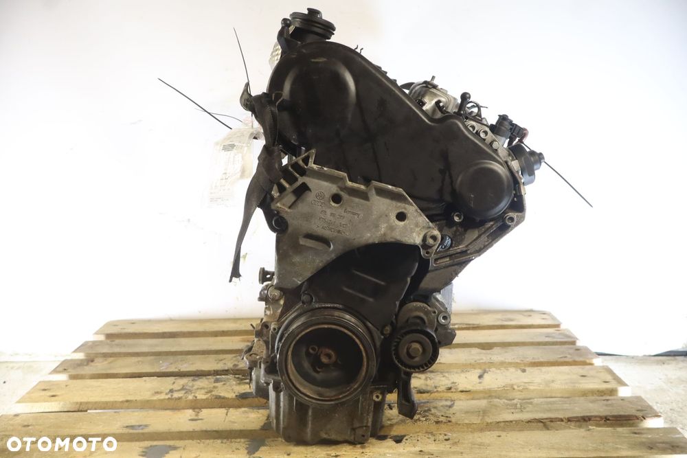 SILNIK  VOLKSWAGEN PASSAT CC 2.0TDI 140KM CBA TEST FILM - 5