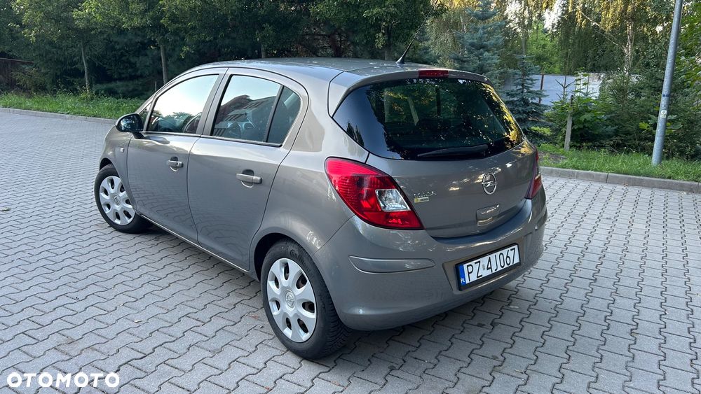 Opel Corsa - 2