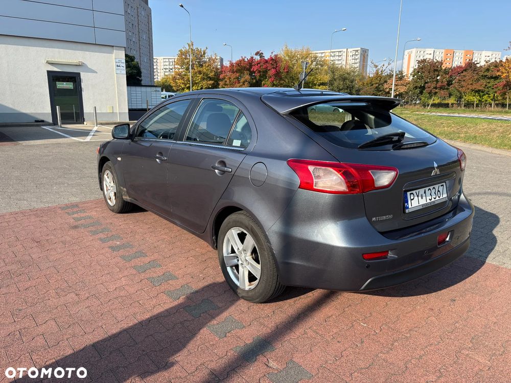 Mitsubishi Lancer 1.8 Inform - 18