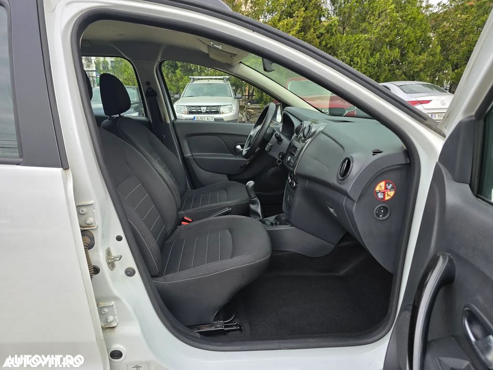 Dacia Logan 1.5 dCi Laureate - 8