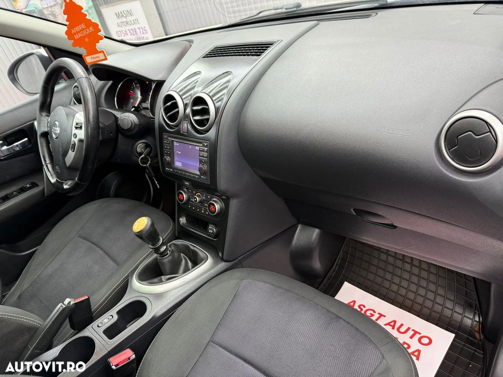 Nissan Qashqai - 11